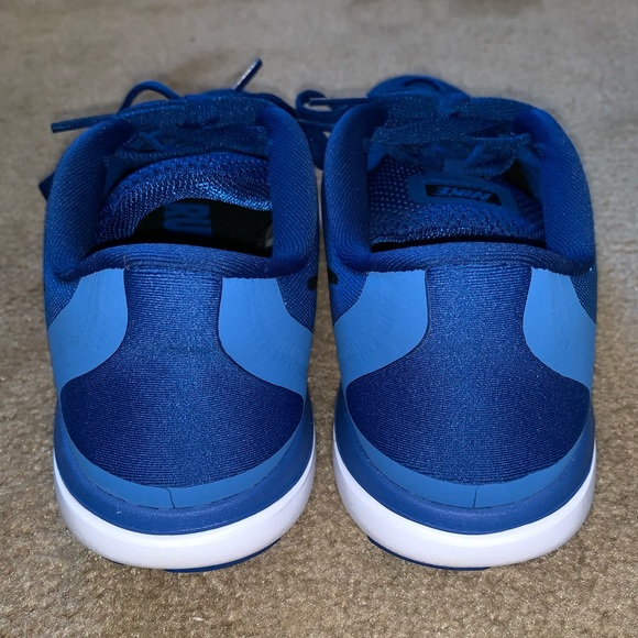 💙Nike tennis shoes - Picture 5 of 6
